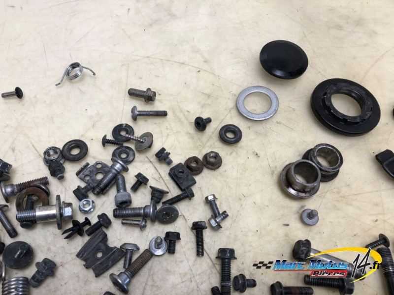 VISSERIE KAWASAKI ER6 N 2007