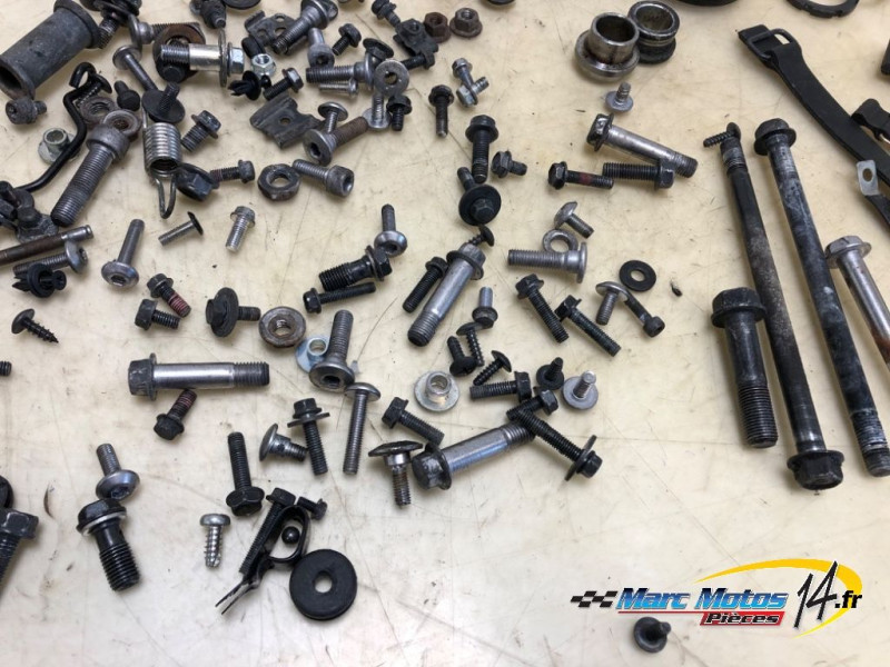 VISSERIE KAWASAKI ER6 N 2007