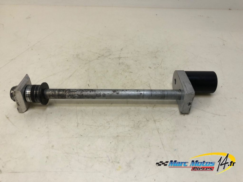 AXE DE ROUE ARRIERE HONDA CB500F A2 ABS 2021