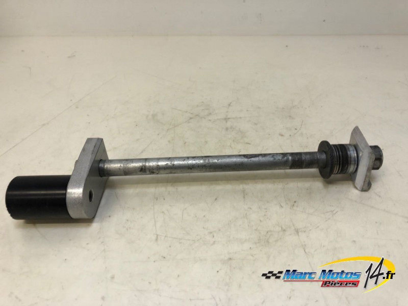 AXE DE ROUE ARRIERE HONDA CB500F A2 ABS 2021