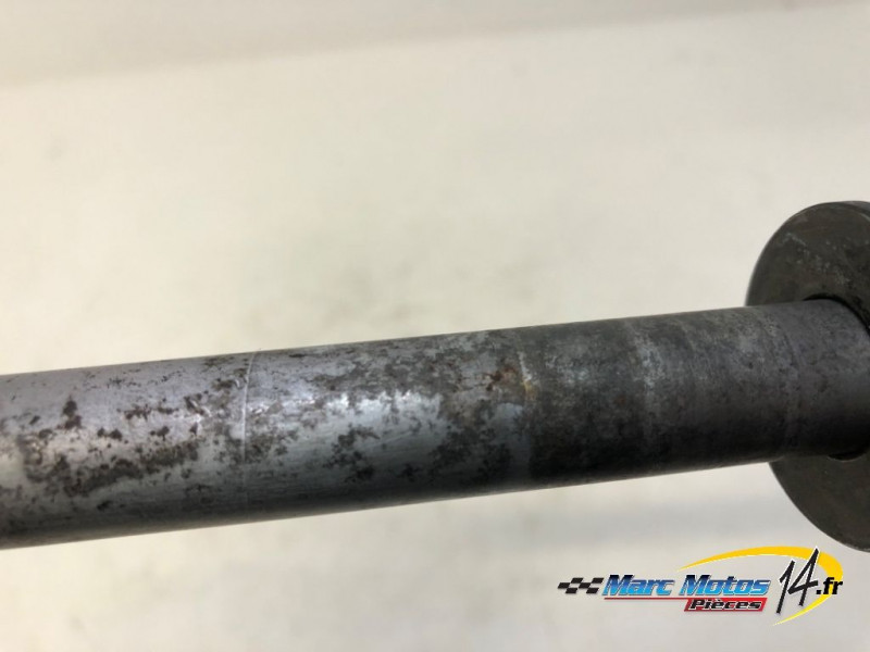 AXE DE ROUE ARRIERE HONDA CB500F A2 ABS 2021