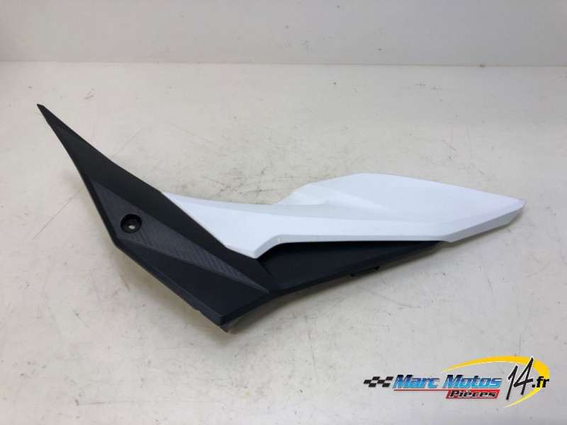 CACHE LATERAL INTERMEDIAIRE DROIT HONDA CB500F A2 ABS 2021