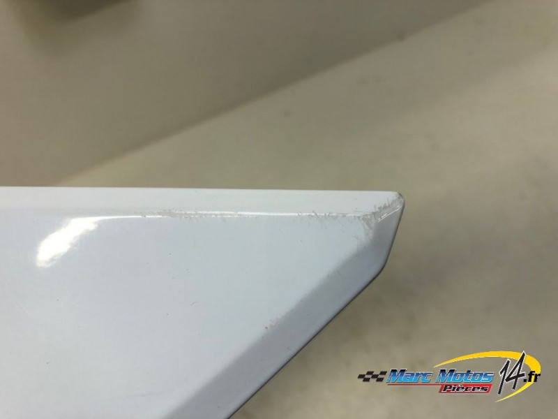 CACHE LATERAL INTERMEDIAIRE DROIT HONDA CB500F A2 ABS 2021