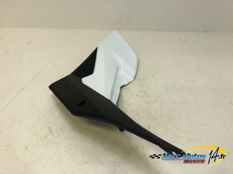 CACHE LATERAL INTERMEDIAIRE GAUCHE HONDA CB500F A2 ABS 2021