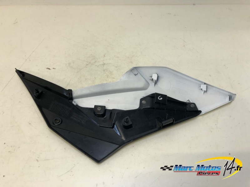 CACHE LATERAL INTERMEDIAIRE GAUCHE HONDA CB500F A2 ABS 2021