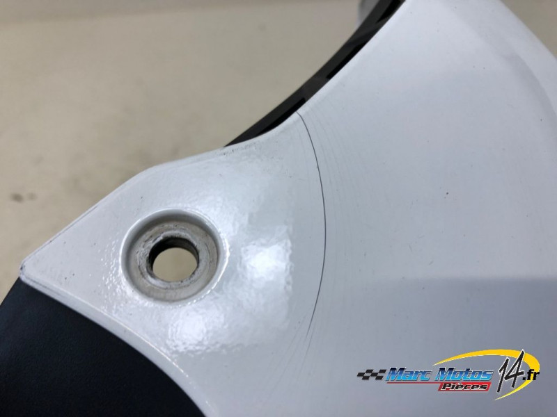 ECOPE DE RADIATEUR GAUCHE HONDA CB500F A2 ABS 2021