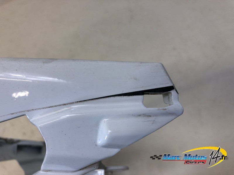 JONCTION ARRIERE DE CACHES LATERAUX HONDA CB500F A2 ABS 2021