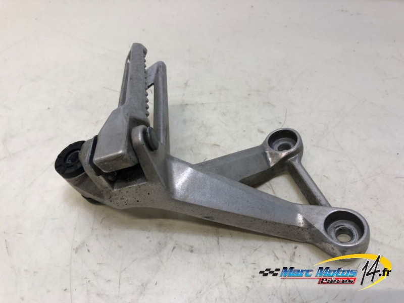 PLATINE ARRIERE DROITE HONDA CB500F A2 ABS 2021