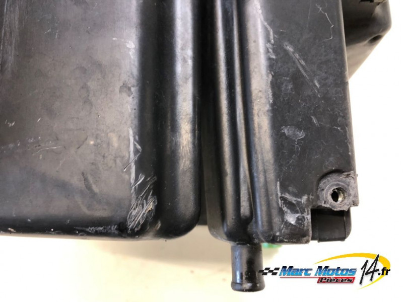 BOITIER DE FILTRE A AIR SUZUKI 1000 TLR 2001