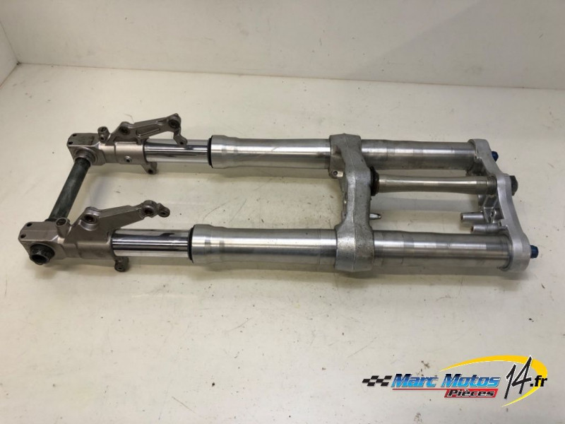 FOURCHE COMPLETE SUZUKI 1000 TLR 2001