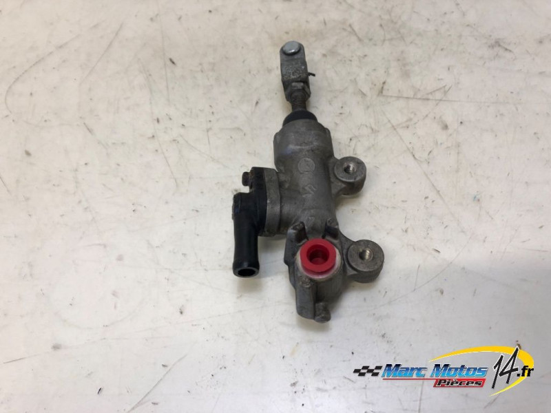 MAITRE CYLINDRE DE FREIN ARRIERE SUZUKI 1000 TLR 2001