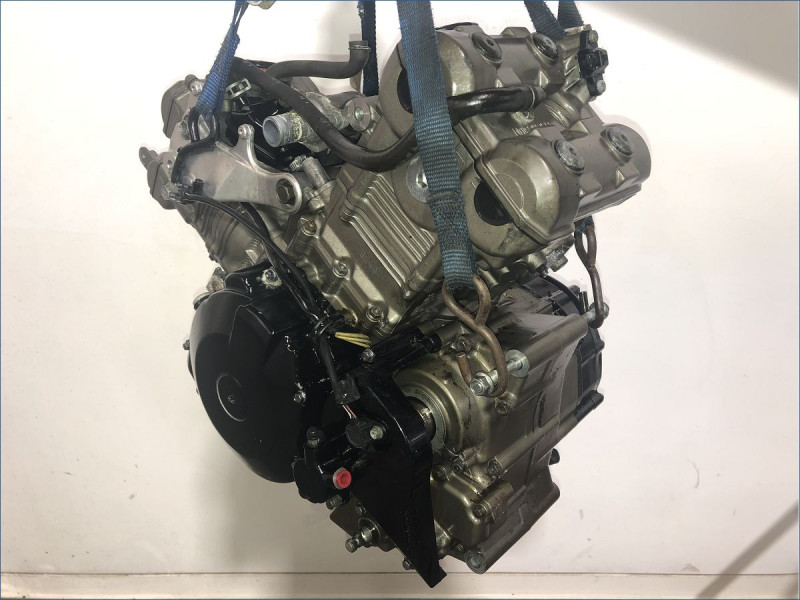MOTEUR SUZUKI 1000 TLR 2001