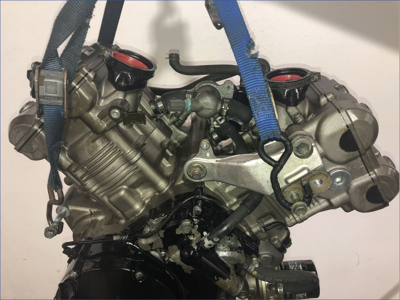 MOTEUR SUZUKI 1000 TLR 2001