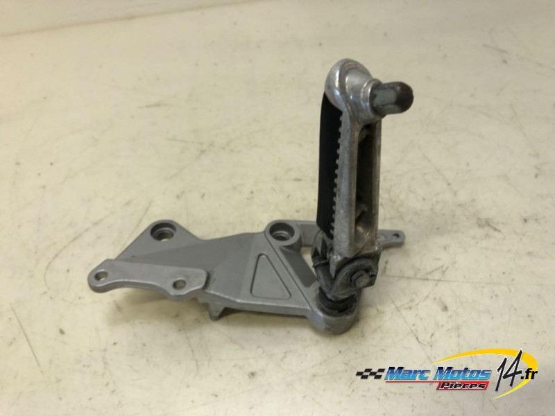 PLATINE AVANT DROITE SUZUKI 1000 TLR 2001