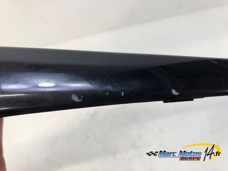 CACHE LATERAL DROIT HONDA 600 CBR F ABS 2011