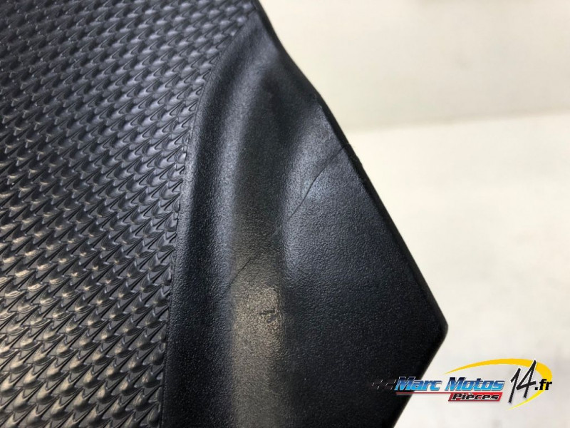 CACHE LATERAL INTERMEDIAIRE DROIT HONDA 600 CBR F ABS 2011