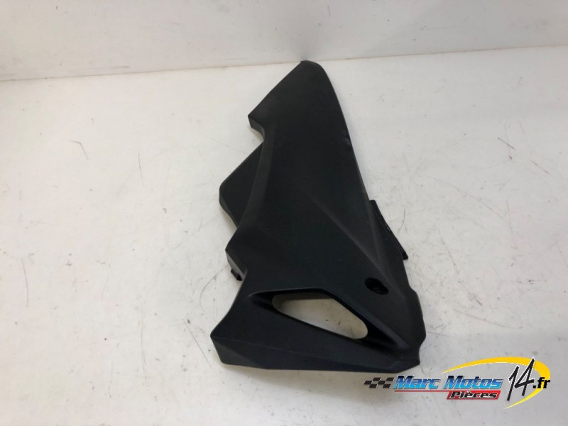 CACHE LATERAL INTERMEDIAIRE GAUCHE HONDA 600 CBR F ABS 2011