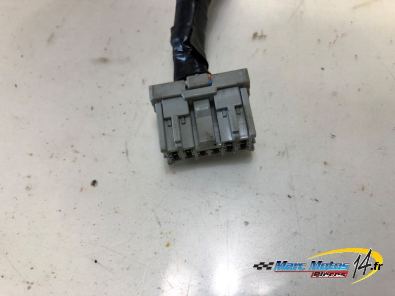 COMMODO DROIT HONDA 600 CBR F ABS 2011