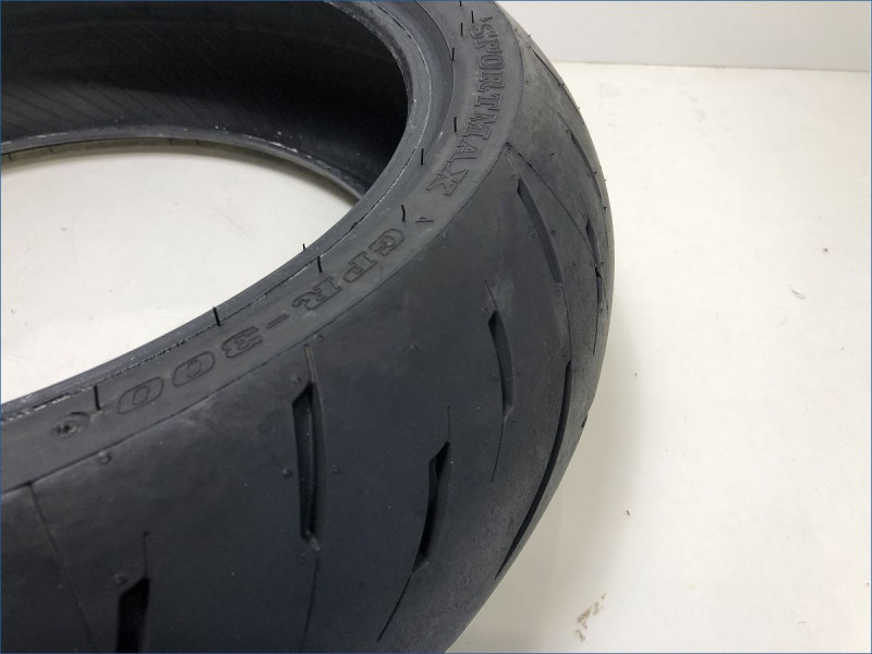 DUNLOP SPORTMAX GPR-300 180/55-17