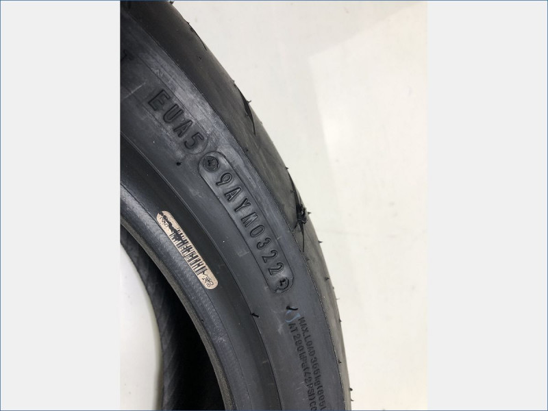 DUNLOP SPORTMAX GPR-300 180/55-17