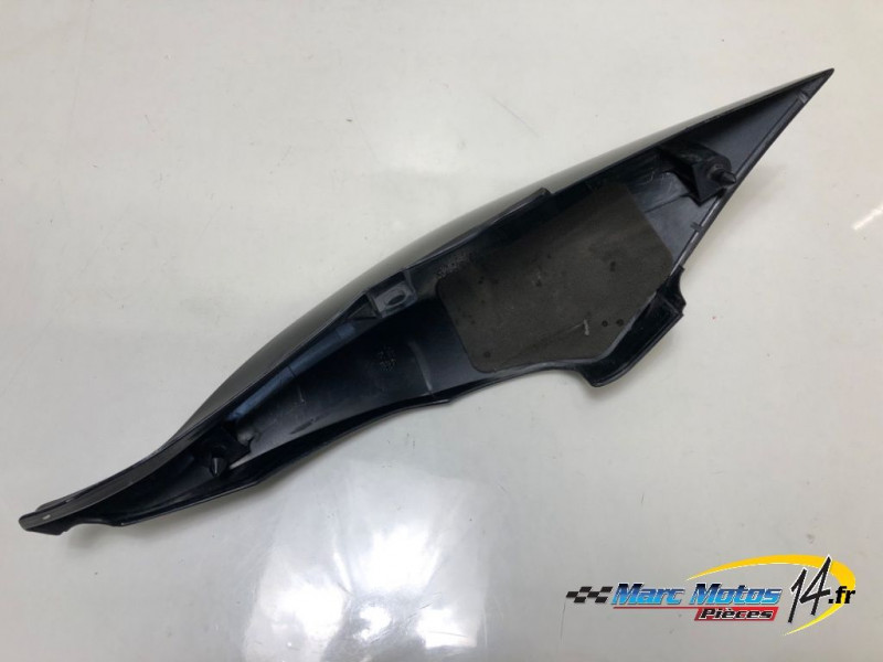 CACHE LATERAL DROIT YAMAHA FZ6 N 2007