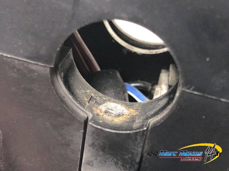 COMMODO DROIT YAMAHA FZ6 N 2007