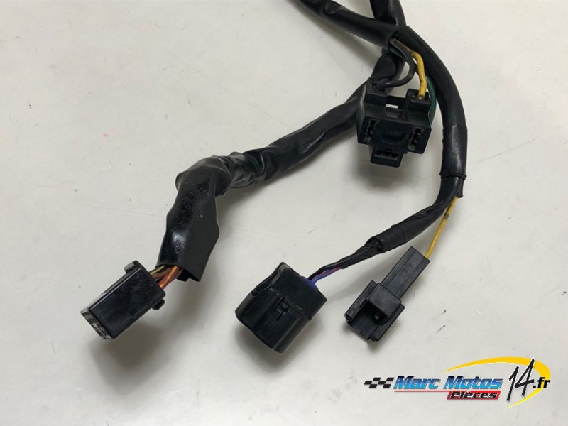 COMMODO GAUCHE YAMAHA FZ6 N 2007