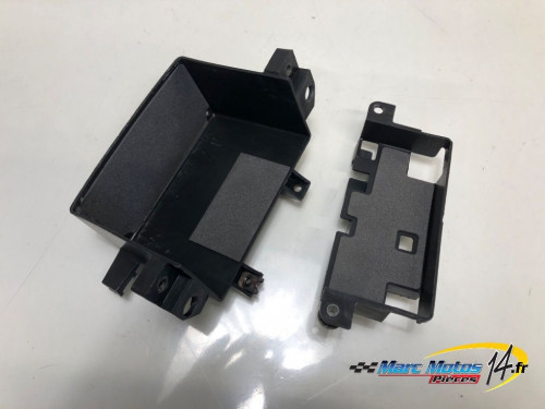 PLASTIQUES ET CAOUTCHOUCS DIVERS YAMAHA FZ6 N 2007