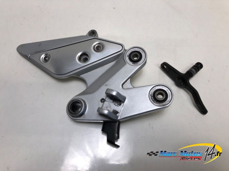 PLATINE AVANT DROITE YAMAHA FZ6 N 2007