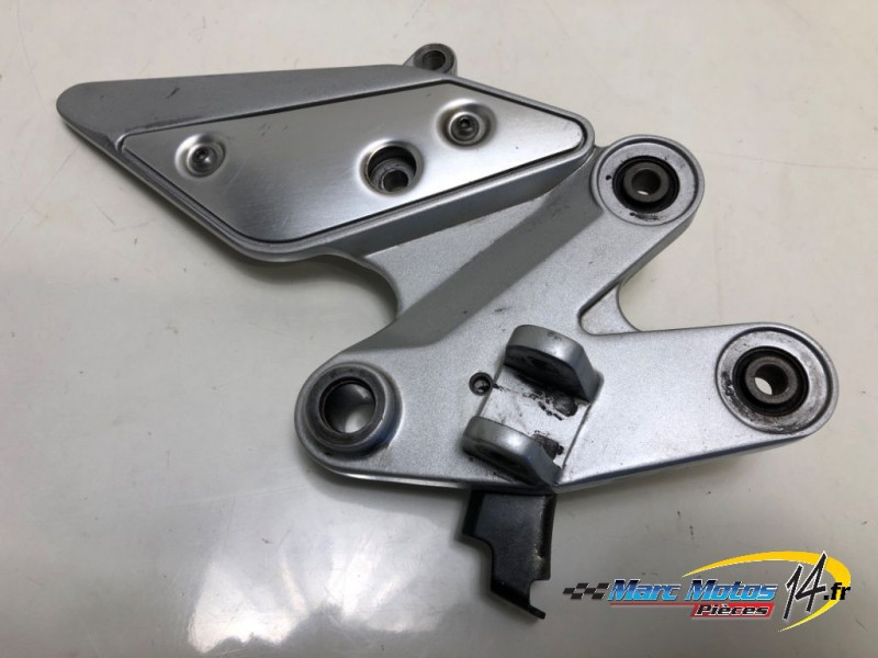 PLATINE AVANT DROITE YAMAHA FZ6 N 2007