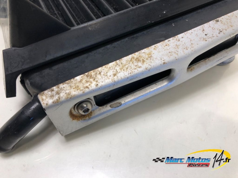 RADIATEUR D'EAU YAMAHA FZ6 N 2007