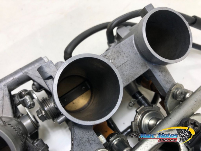 RAMPE D'INJECTION YAMAHA FZ6 N 2007