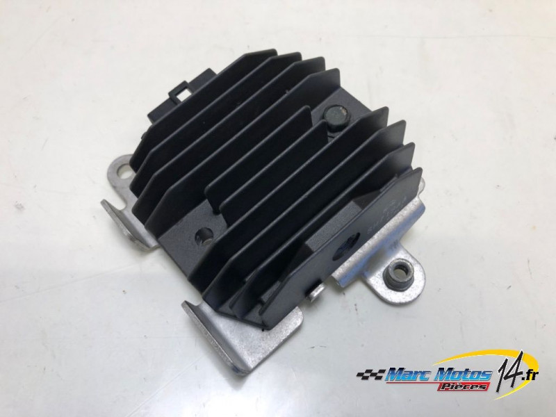 REGULATEUR YAMAHA FZ6 N 2007