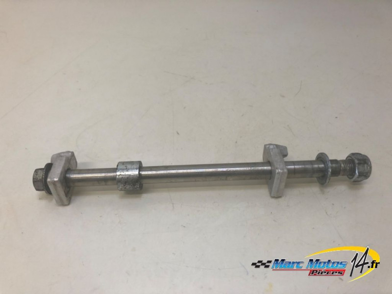 AXE DE ROUE ARRIERE RIEJU 50 MRT 2023