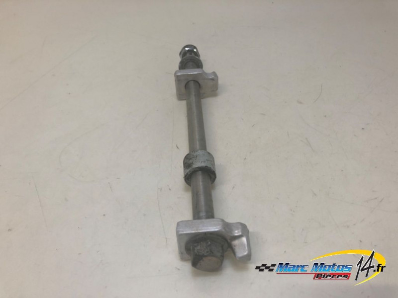 AXE DE ROUE ARRIERE RIEJU 50 MRT 2023