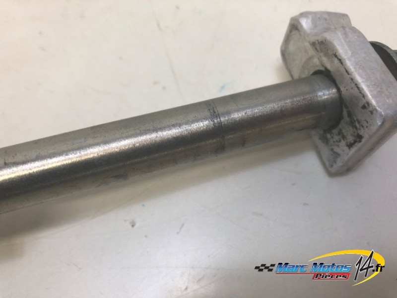 AXE DE ROUE ARRIERE RIEJU 50 MRT 2023