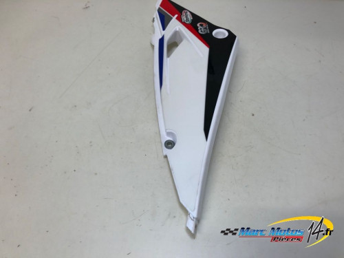 CACHE LATERAL DROIT RIEJU 50 MRT 2023