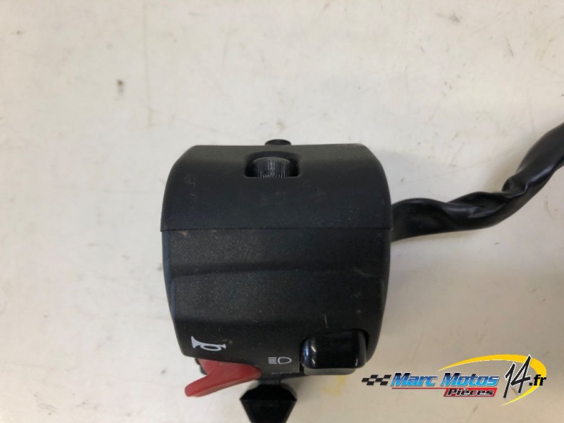 COMMODO GAUCHE RIEJU 50 MRT 2023