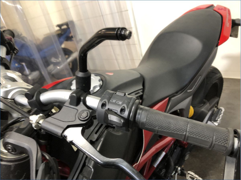 DUCATI 939 HYPERMOTARD 