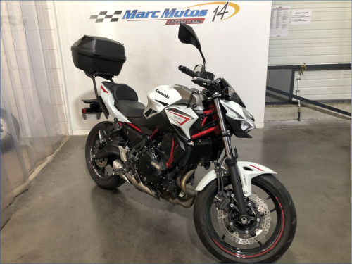 KAWASAKI Z650 
