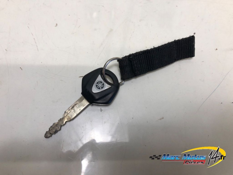 BOUCHON DE RESERVOIR YAMAHA FZ6 N 2007