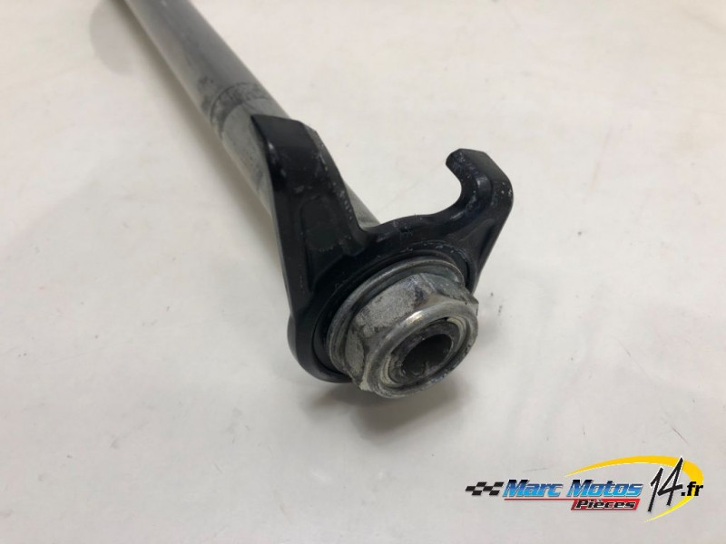 AXE DE ROUE ARRIERE SUZUKI 750 GSX-S 2019