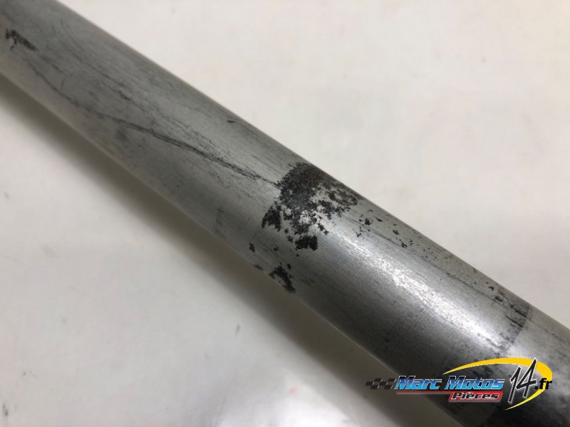 AXE DE ROUE ARRIERE SUZUKI 750 GSX-S 2019