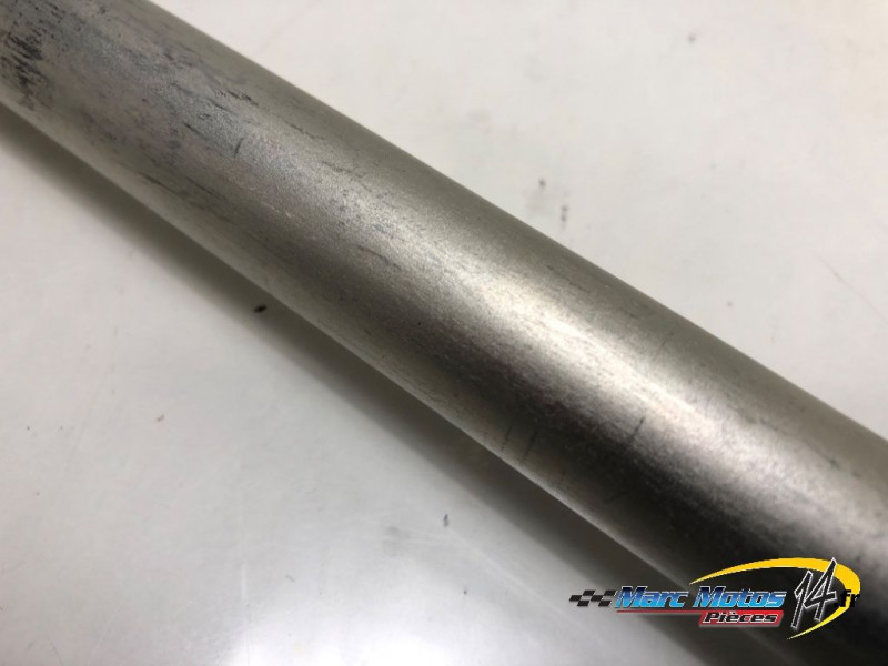 AXE DE ROUE AVANT SUZUKI 750 GSX-S 2019