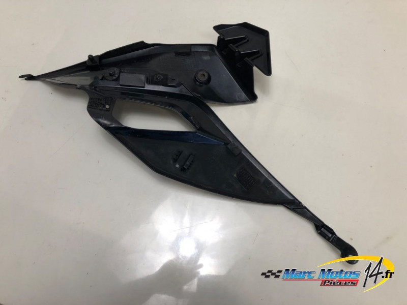 CACHE LATERAL INTERMEDIAIRE DROIT SUZUKI 750 GSX-S 2019