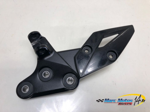 PLATINE AVANT DROITE SUZUKI 750 GSX-S 2019