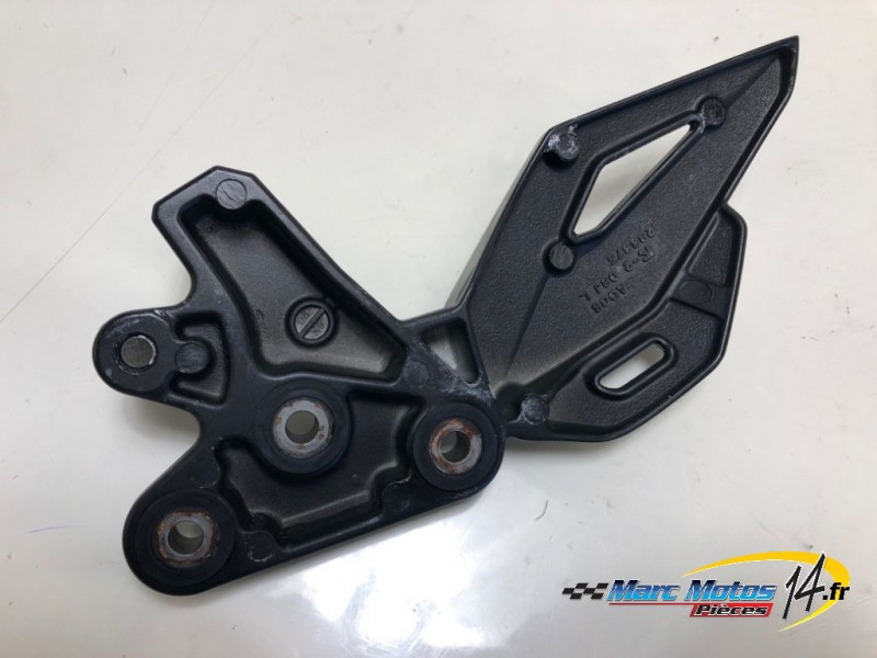 PLATINE AVANT GAUCHE SUZUKI 750 GSX-S 2019