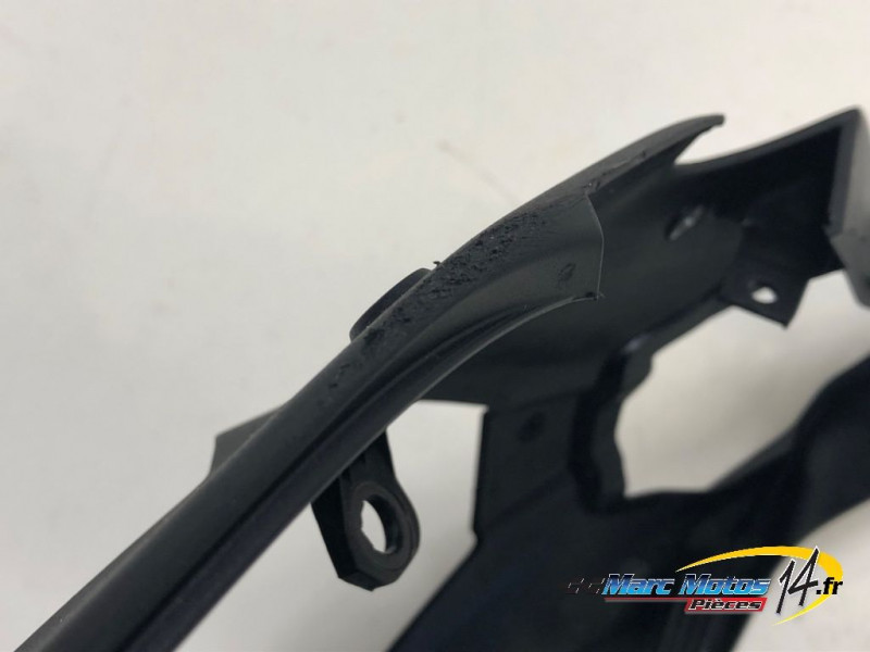 PASSAGE DE ROUE DUCATI 1100 STREETFIGHTER V4 S 2022