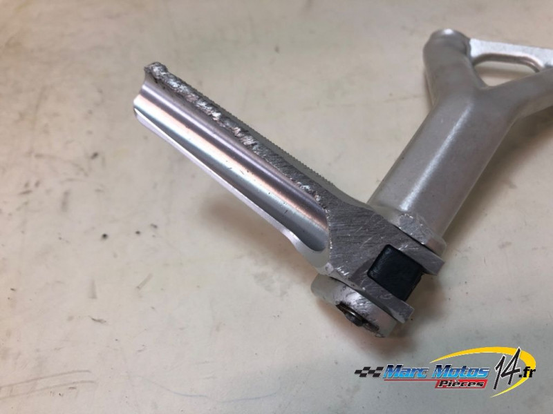 PLATINE ARRIERE DROITE DUCATI 1100 STREETFIGHTER V4 S 2022