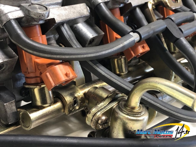 RAMPE D'INJECTION YAMAHA R6 2005